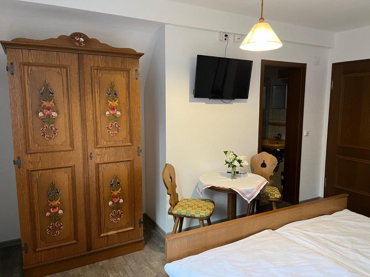 Mainstockheim Pension Main-Art מראה חיצוני תמונה